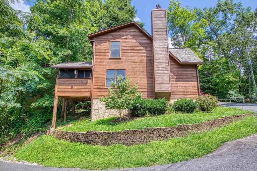 Smoky Mountain Gem Villa Gatlinburg Exterior photo