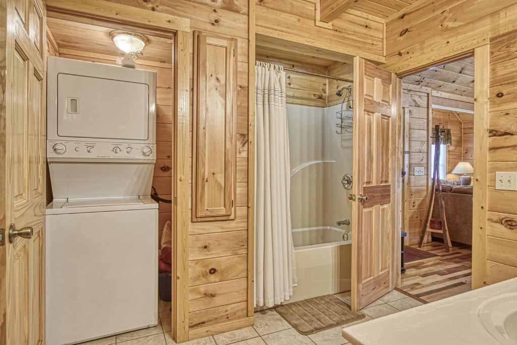 Smoky Mountain Gem Villa Gatlinburg Exterior photo