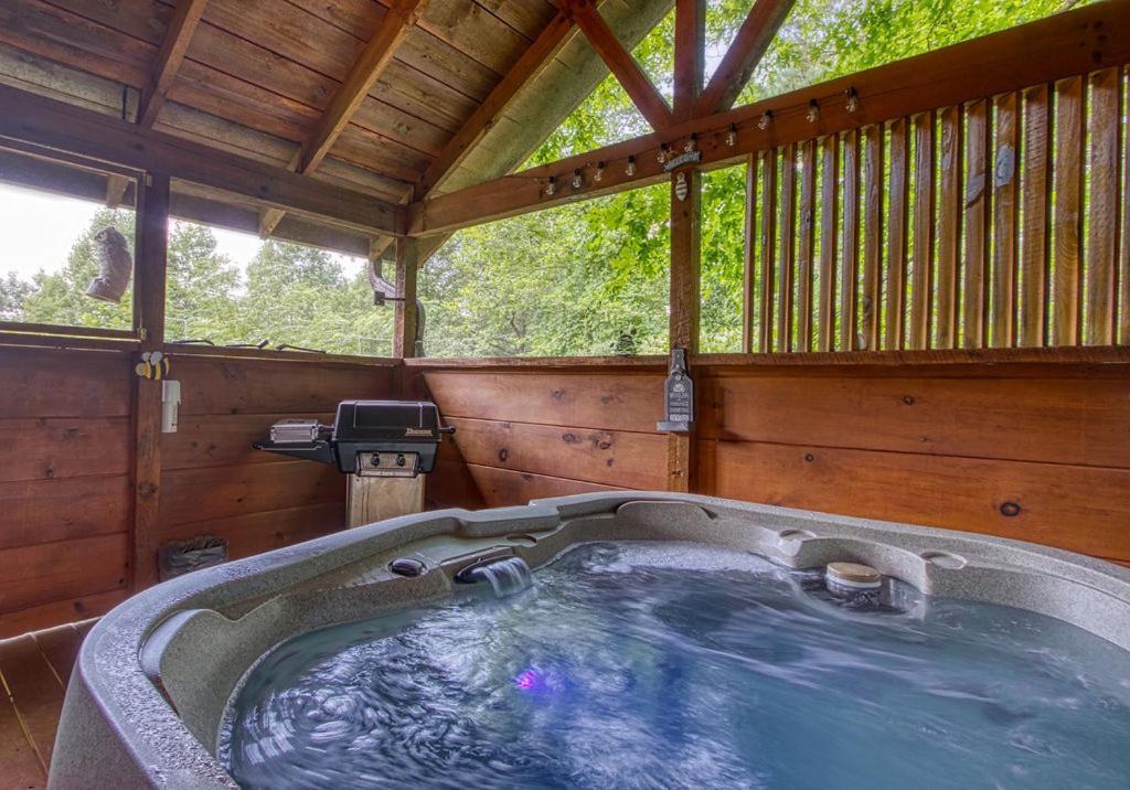Smoky Mountain Gem Villa Gatlinburg Exterior photo